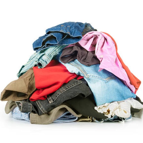 Poshmark Live Lots of Deals‎ - Picture 1 of 1